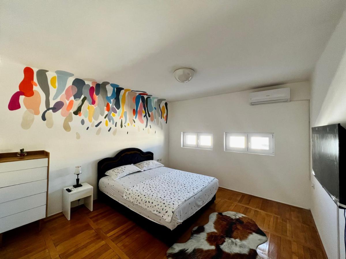 City Center Square Deluxe Nest 포드고리차 외부 사진