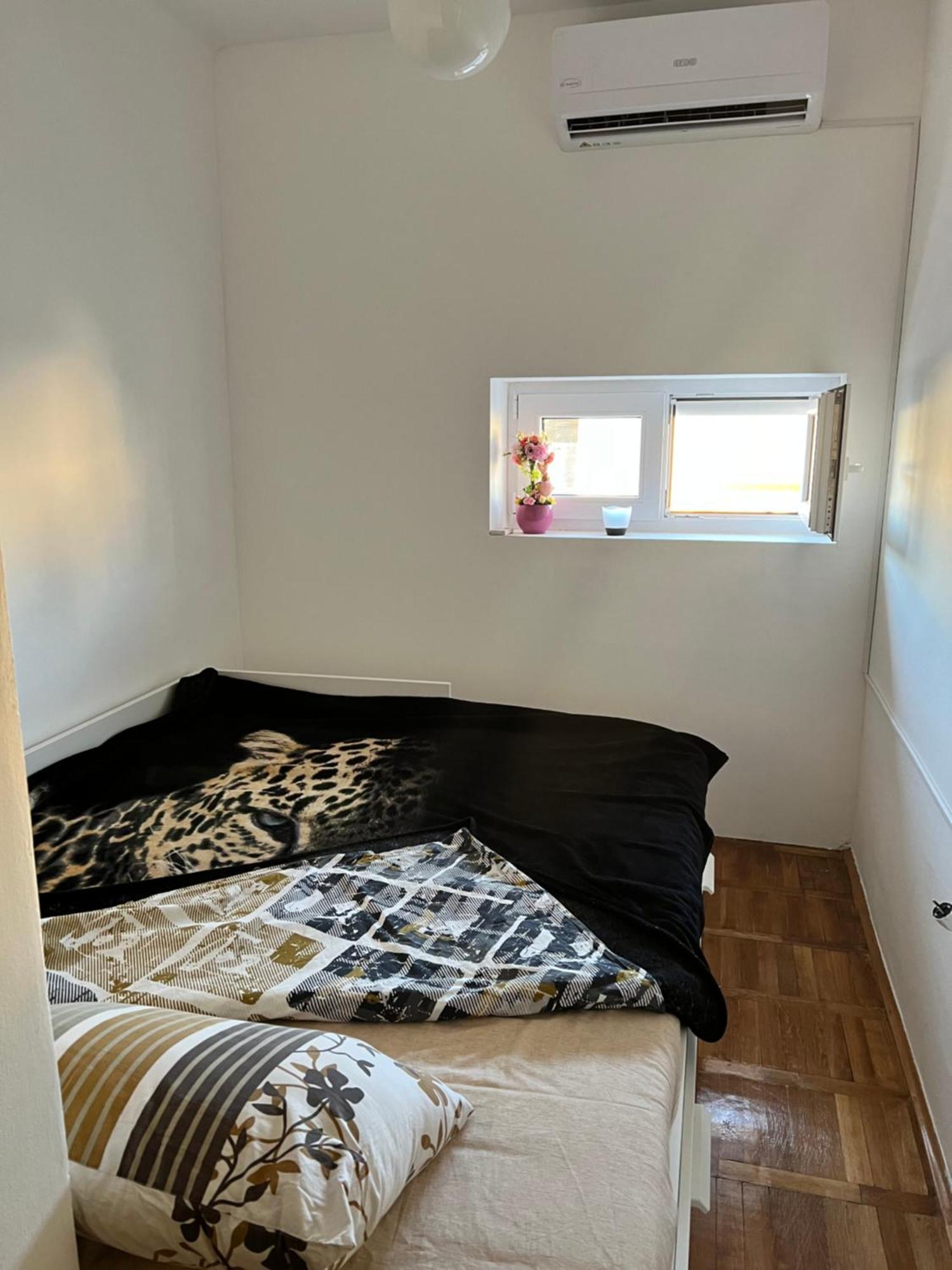 City Center Square Deluxe Nest 포드고리차 외부 사진